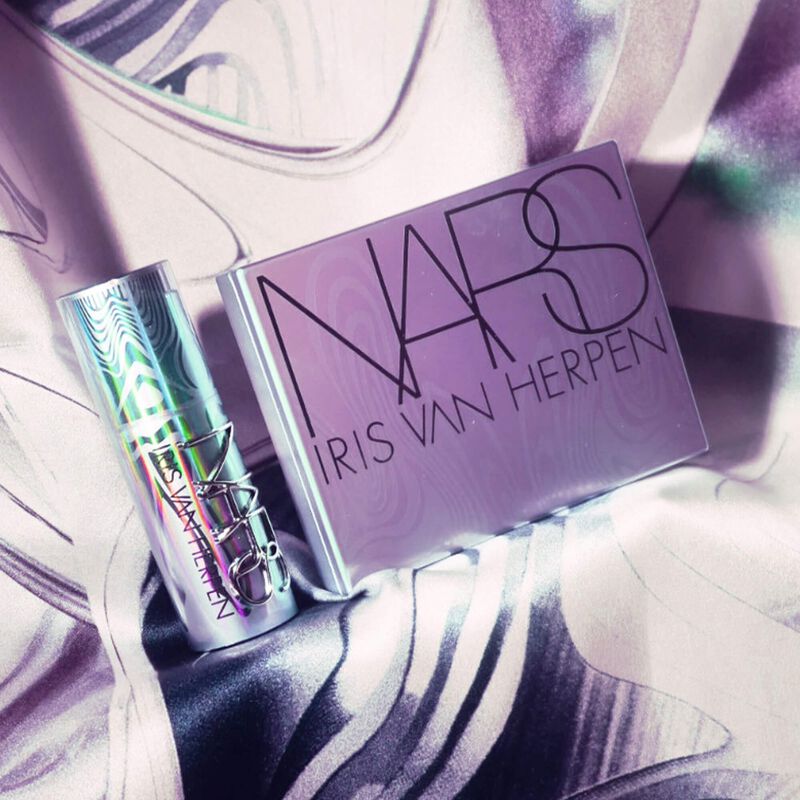 nars light reflecting prismatic powder