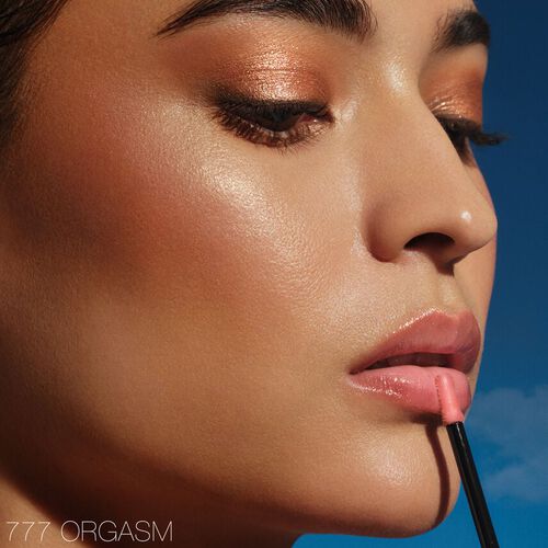 nars hot escape afterglow lip oil