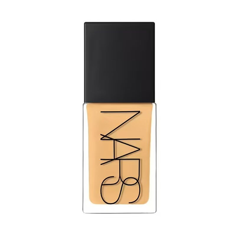 nars فاونديشن light reflecting